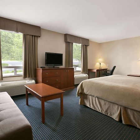 Days Inn By Wyndham Prince Albert Zewnętrze zdjęcie