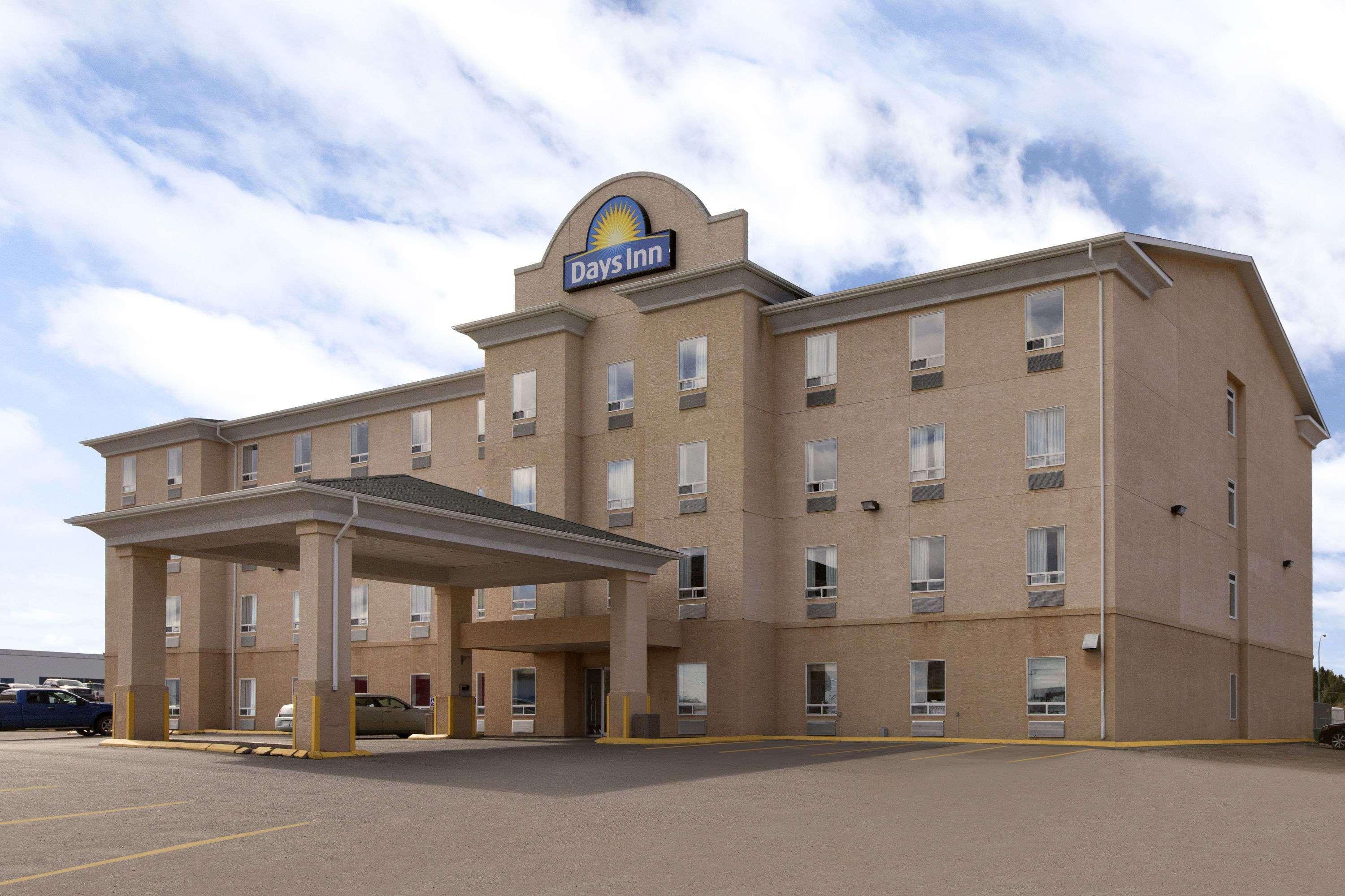 Days Inn By Wyndham Prince Albert Zewnętrze zdjęcie